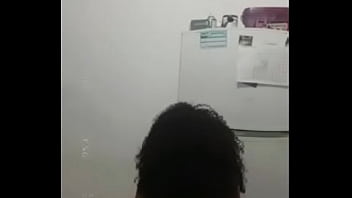 Brasileira novinha dancando pelada gostosa