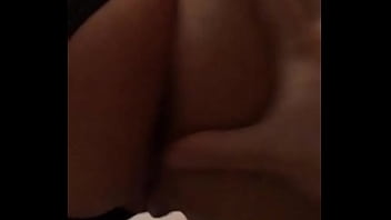 Morena delicia mostrando a raba