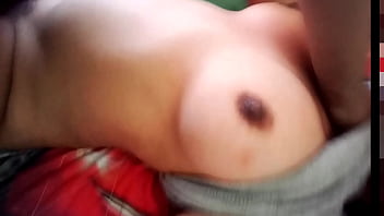 Cogeme pronto porque mi hijo va a llegar del colegio madre soltera dando el culo por ayuda economica cogiendo a una mamá soltera