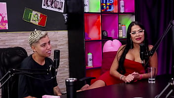 Foi reconhecido e pensaram que iria comer a sogra o 'carona do ted' é conhecido mundialmente tem muita chupada se assustou com os policiais e não bate siririca binho ted ted oficial watch