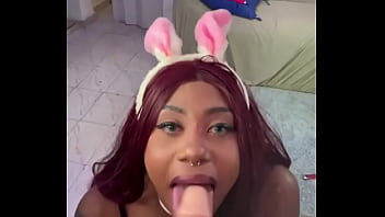 Já imaginou eu te chupando todinho até os ovos até você encher minha boca com seu leitinho essa coelhinha prefer