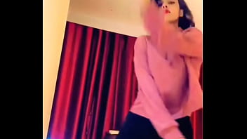 Erotic babe nude dance