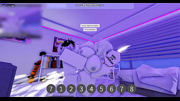 Teniendo sexo con disfraz de vaca