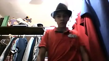 Brunnette Hot Guy Striptease thumbnail