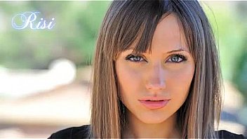 Risi fucks her self with a shoe