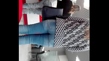 Bom Cú Em Jeans thumbnail