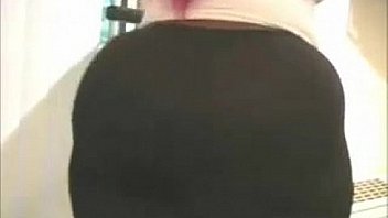 Phat Booty Jiggle On Treadmill thumbnail