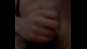 I'm masturbating in the dark until i cum