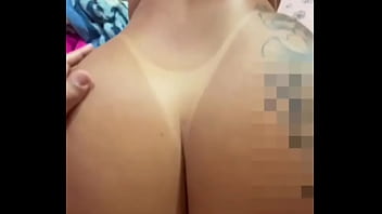 Dando o cuzinho pela primeira vez