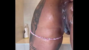 Cream pie or pull out