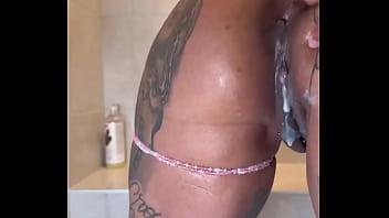 Cream pie or pull out