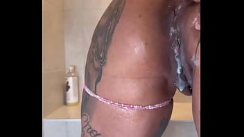 Cream pie or pull out