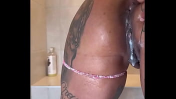 Cream pie or pull out