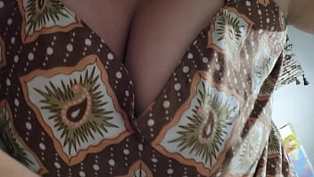 Yumm wow these big natural titts