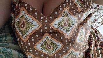 Yumm wow these big natural titts