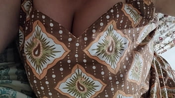 Yumm wow these big natural titts