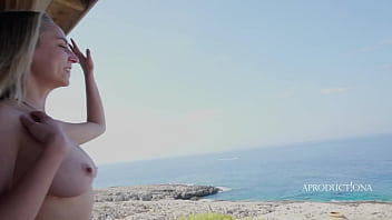 Goldenshowers pissings and pee drinking on holiday part1