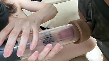 オナホ対決!人妻オナホvs本物オナホ。 オナホ対決!人妻オナホvs本物オナホ。