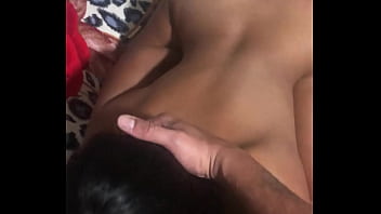 Pedi pro mozao comer meu cu gostoso ele gozou dentro