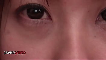 Miu suzuha's sultry japanese camera encounter heats up the scene