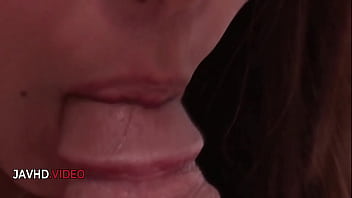 Miu suzuha's sultry japanese camera encounter heats up the scene