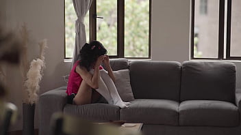 Inexperienced foxy girl cries for my little brother and i manage to deflower her