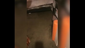 Safada transando no banho