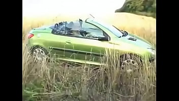 Blonde private sex in the car outdoors tape