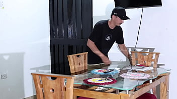 Follando con mi amigo despues de llegar de viaje