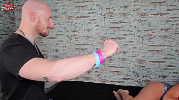 Horny cougar texas patty & fit stud andre in a switched oral session