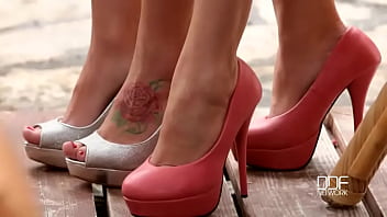 These feet are made for hot college babes enjoy toe sucking
