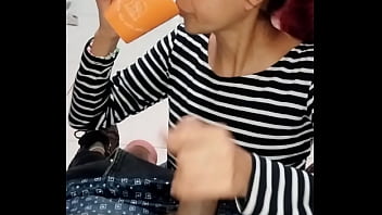 Esposa kally abre a sua boca de puta que eu vou gozar e toma todo seu café com leite