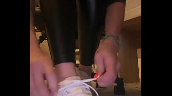 Good morning i love the combination with leather pants and nylon socks #barefoot #feetworld #fetish #feet #leather