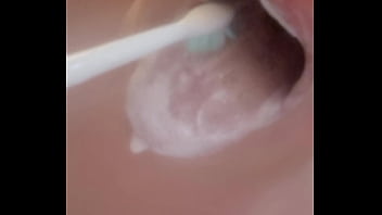 Oral fixation tooth brushing electric tooth brush