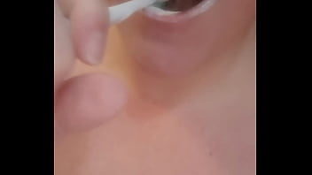 Oral fixation tooth brushing electric tooth brush