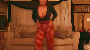 Brianna marie doing yoga on twitch Brianna marie doing yoga on twitch