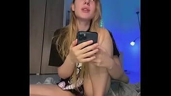 Bouncing natural huge tits