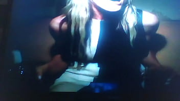 Mr pnuts him wanking