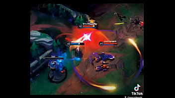 Samurai comendo cuzinho