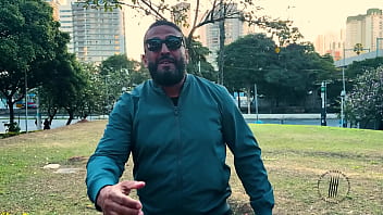 Trailer rainha da banheira