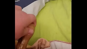 Wooddildo in mans ass