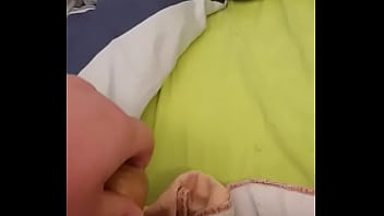 Wooddildo in mans ass