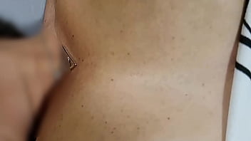 Massive cumshot in my wife ́s mouth a lot of cum in mouth real amateur husband films wife jerking and loud real amateur facial karina and lucas