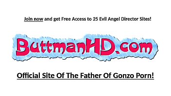 Jada stuffs her big ass with big toys