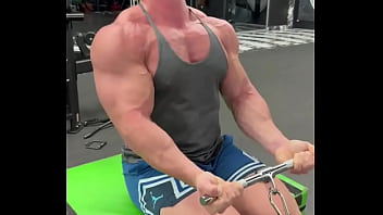 Who wanna have a workout session with me write comment subscribe my of and we will do it