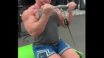 Who wanna have a workout session with me write comment subscribe my of and we will do it