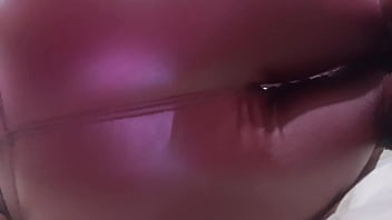 Mi culo quiere un pene que absorber como esto