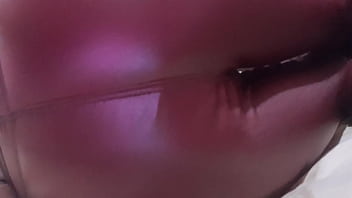 Mi culo quiere un pene que absorber como esto