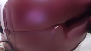 Mi culo quiere un pene que absorber como esto