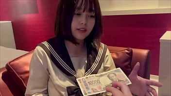 足が臭そうな小柄な女子◯生を存分に味わいました。身体がヒクヒク感じまくっていて興奮した。 足が臭そうな小柄な女子◯生を存分に味わいました。身体がヒクヒク感じまくっていて興奮した。